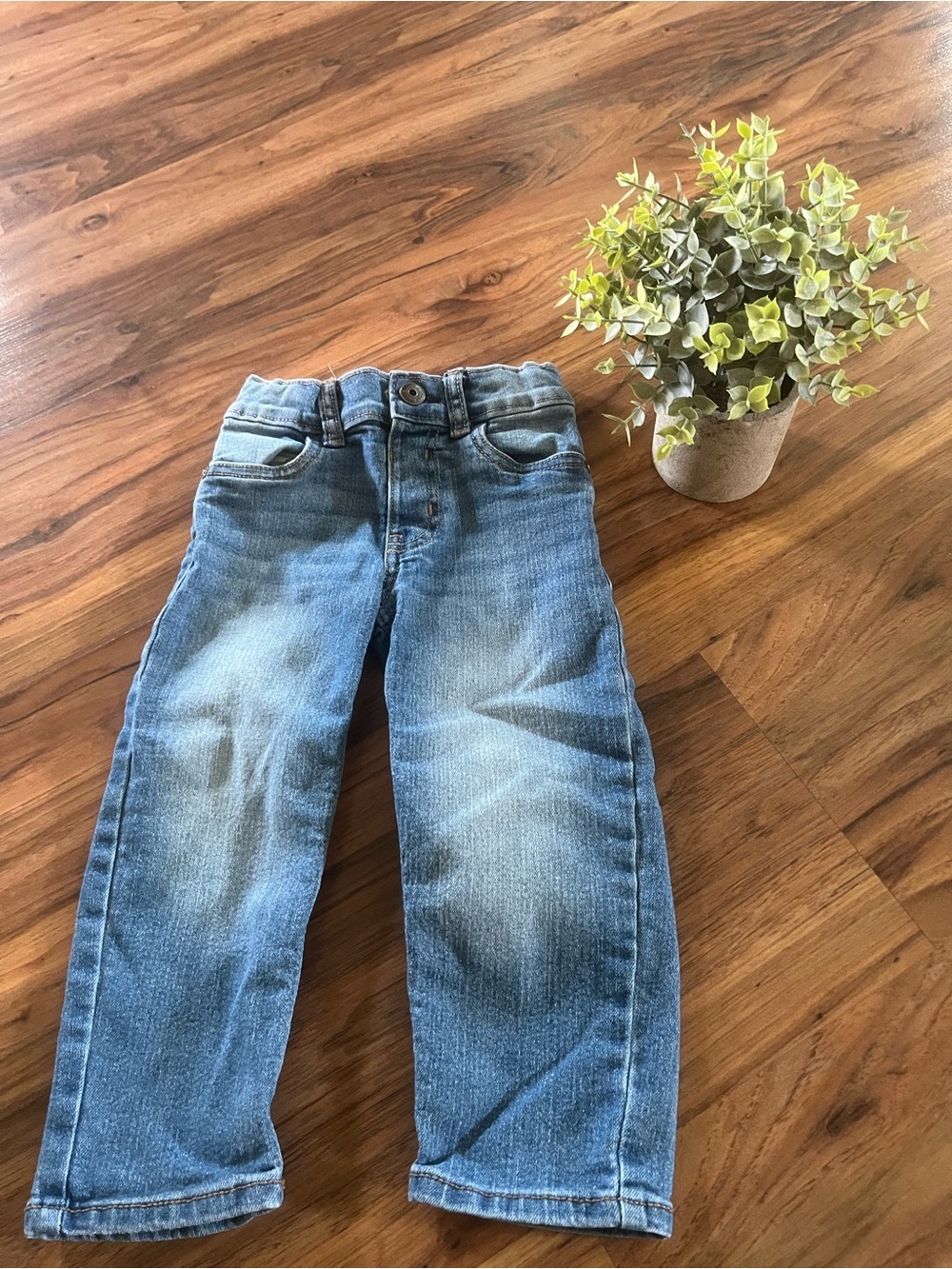 Oshkosh Boys 2T Jeans